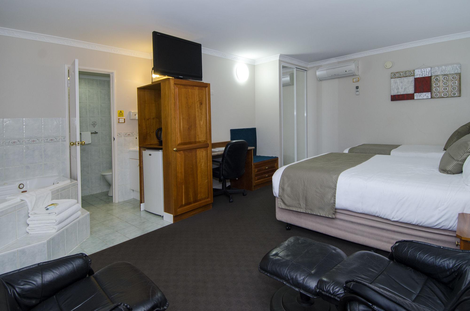 Quality Inn Railway Motel Калгурлі Екстер'єр фото