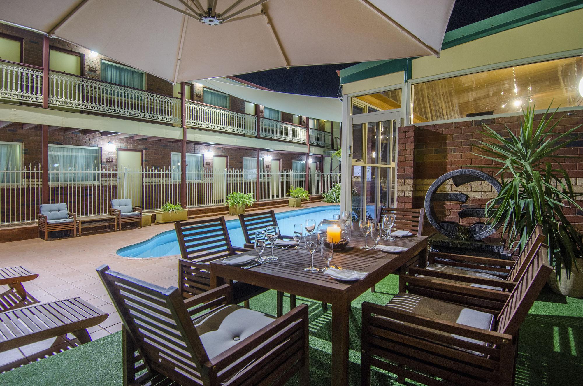 Quality Inn Railway Motel Калгурлі Екстер'єр фото